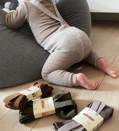 Punčocháče a Legíny